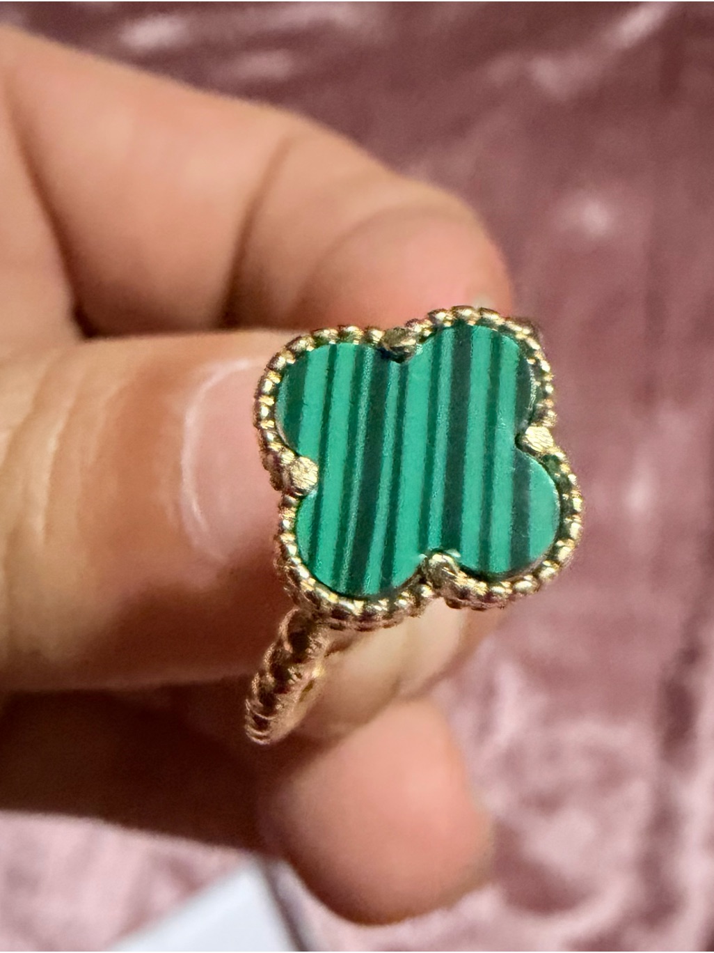 Green Clover-Shape Fashion Ring With Gold 14k Size 2.2 Gr. New